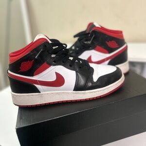 Air jordan 1 mid